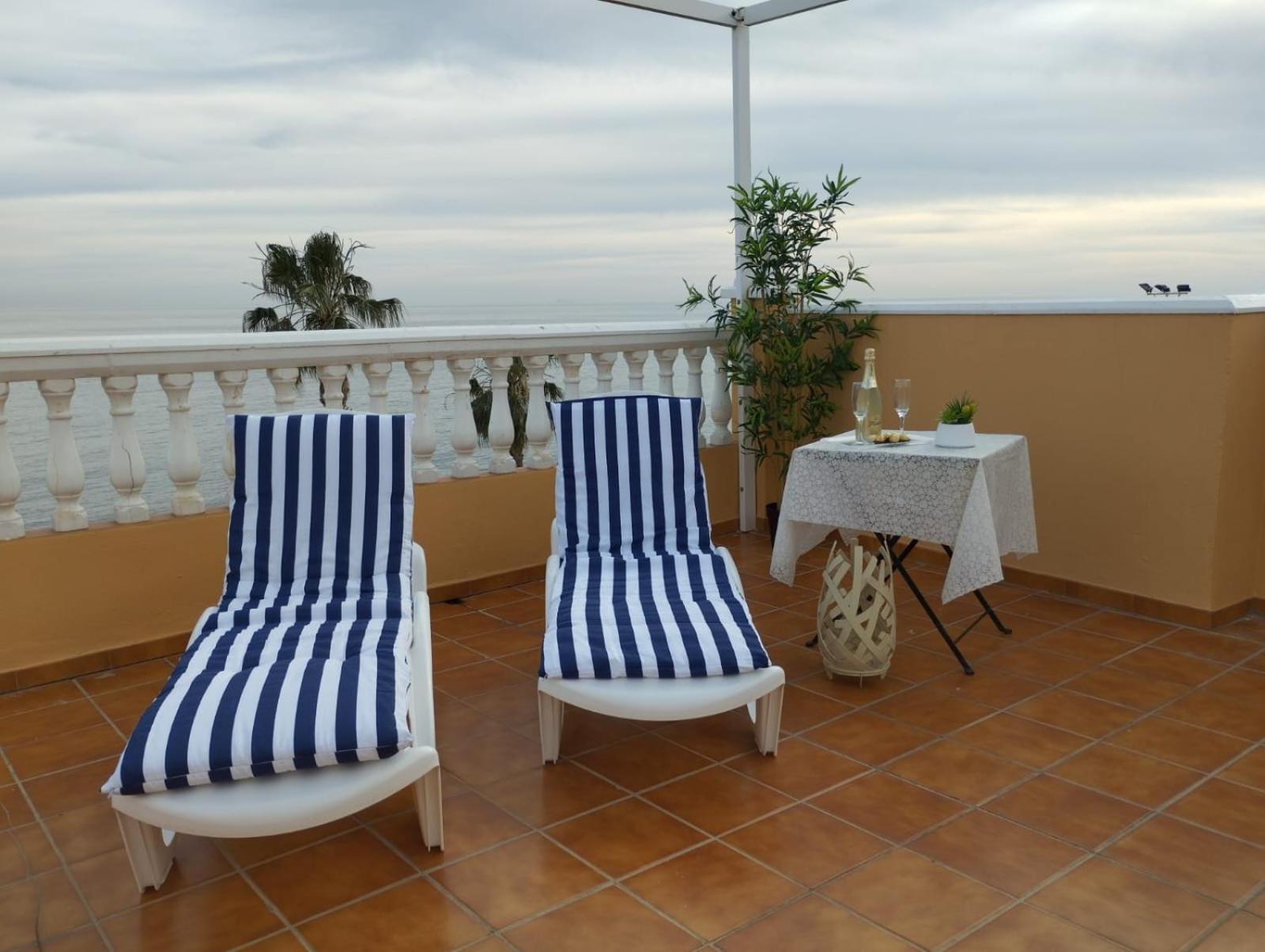 Apartamentos Playacala La Cala Del Moral Esterno foto
