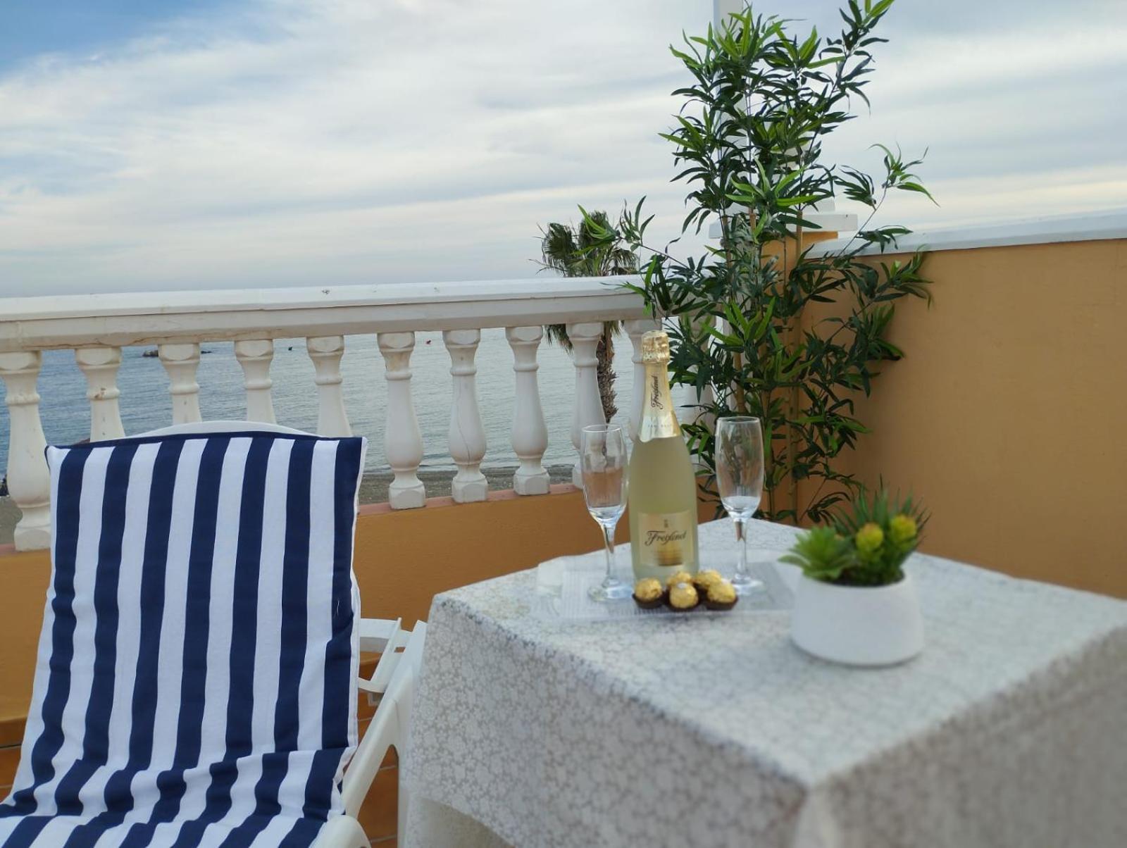 Apartamentos Playacala La Cala Del Moral Esterno foto
