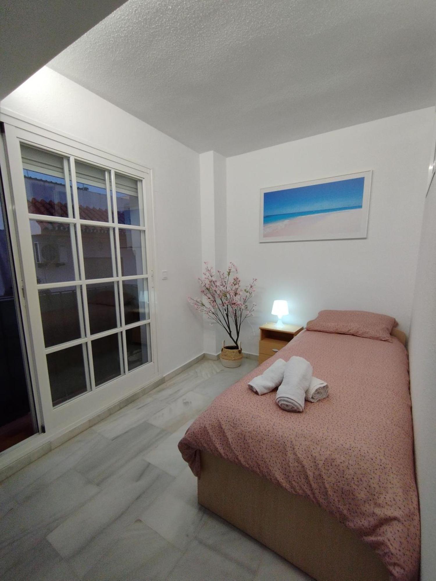 Apartamentos Playacala La Cala Del Moral Esterno foto